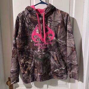 Realtree women’s hoodie with Pink Logo and Camo Pattern